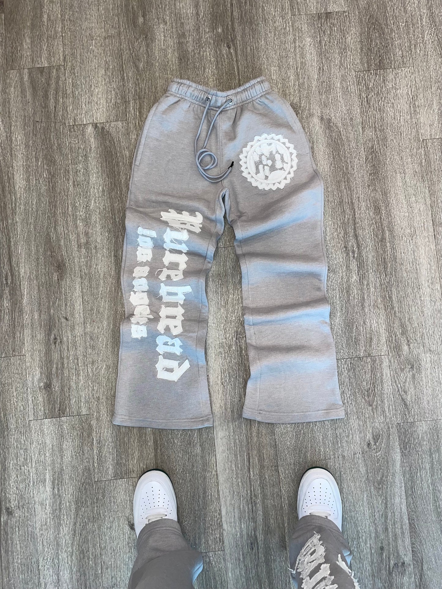 Distressed Embroidery Sweatsuit (Ash Grey and White )